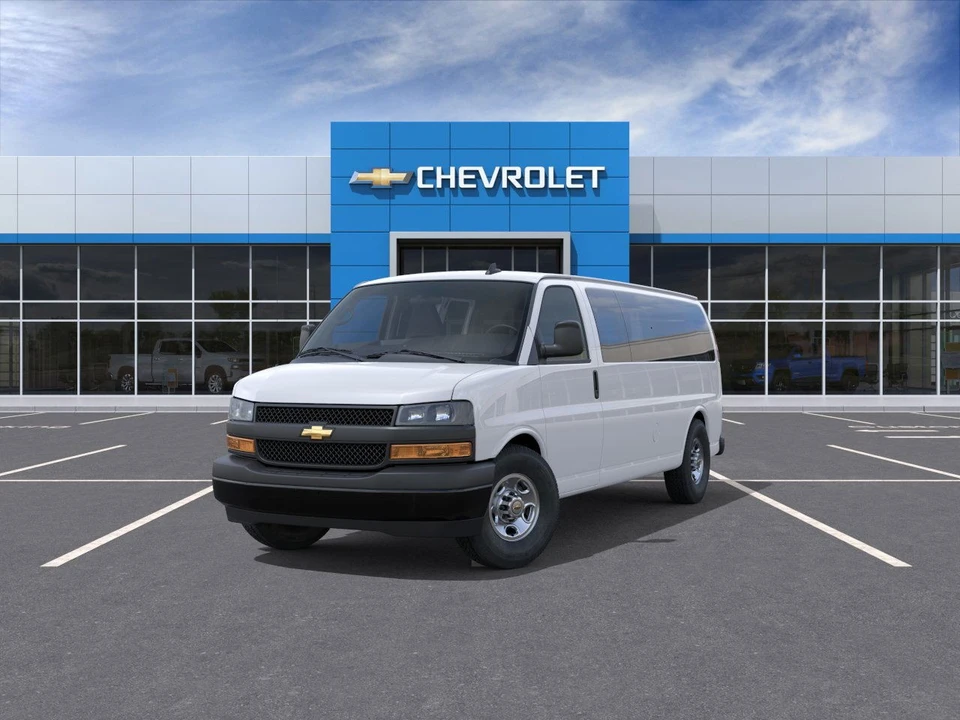 2025 Chevrolet Express - Image 8 of 21