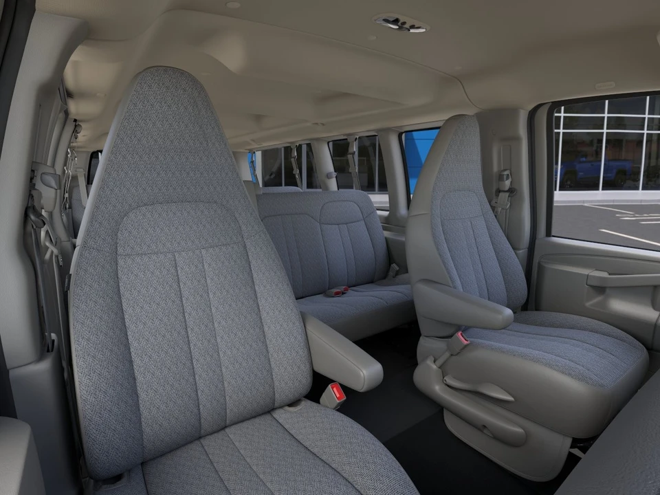 2025 Chevrolet Express - Image 16 of 21