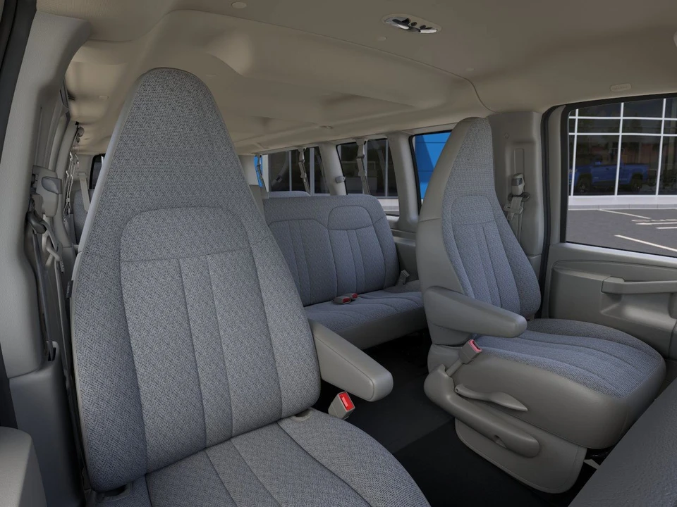 2025 Chevrolet Express - Image 16 of 21