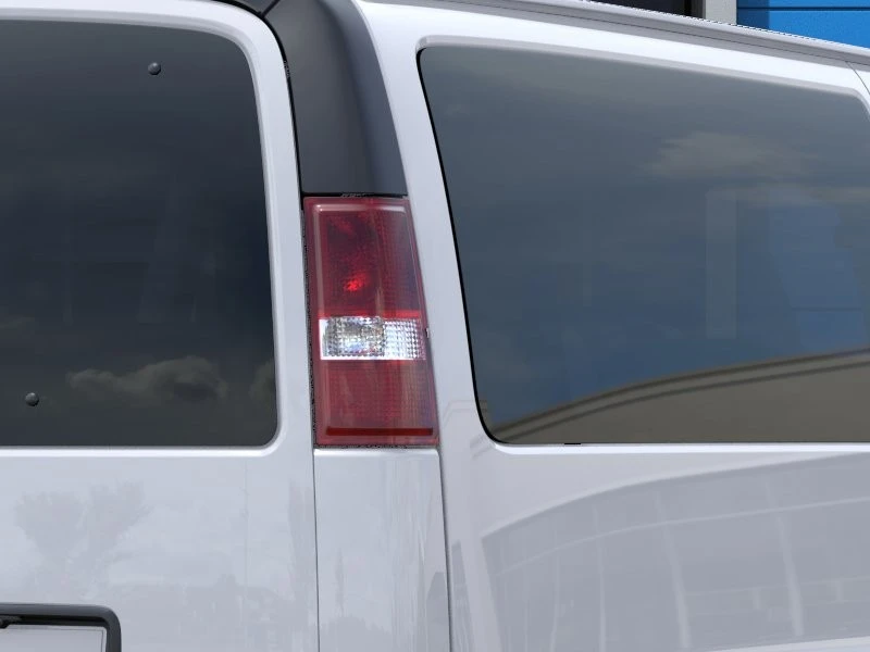 2025 Chevrolet Express - Image 11 of 21