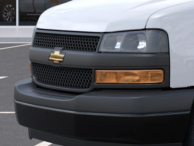 2025 Chevrolet Express - Image 13 of 21