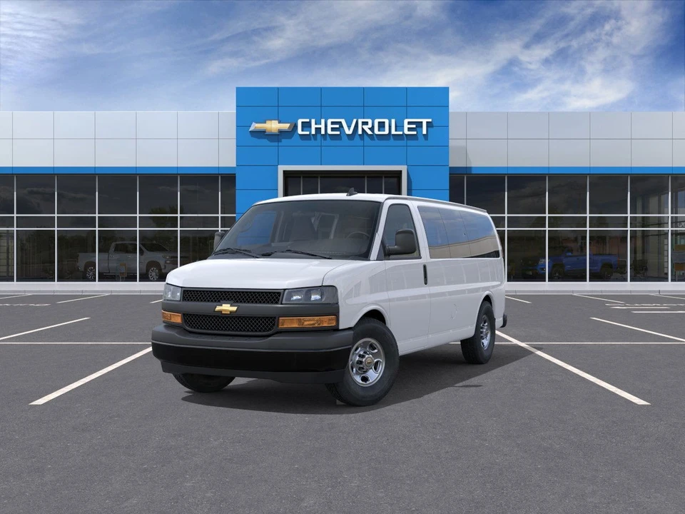 2025 Chevrolet Express - Image 8 of 21