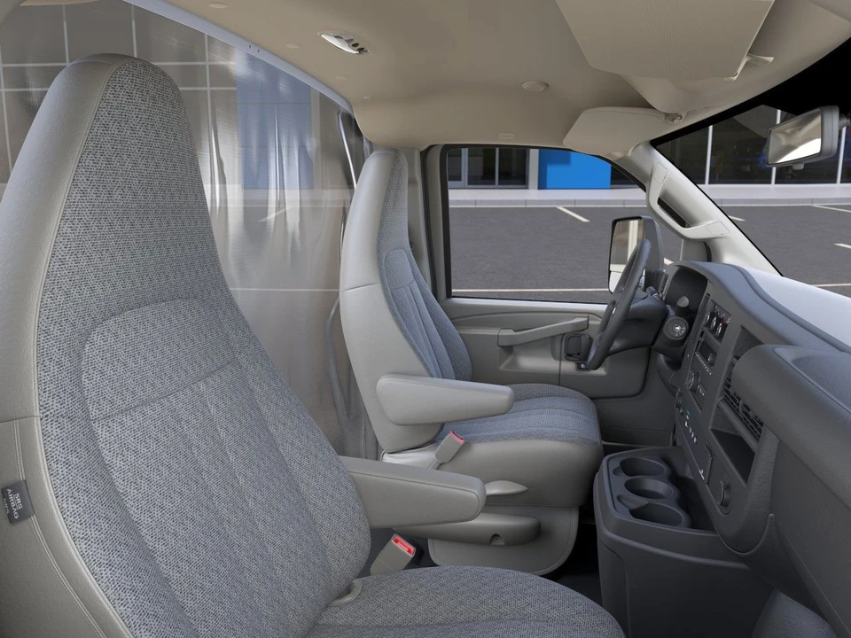 2025 Chevrolet Express - Image 17 of 21