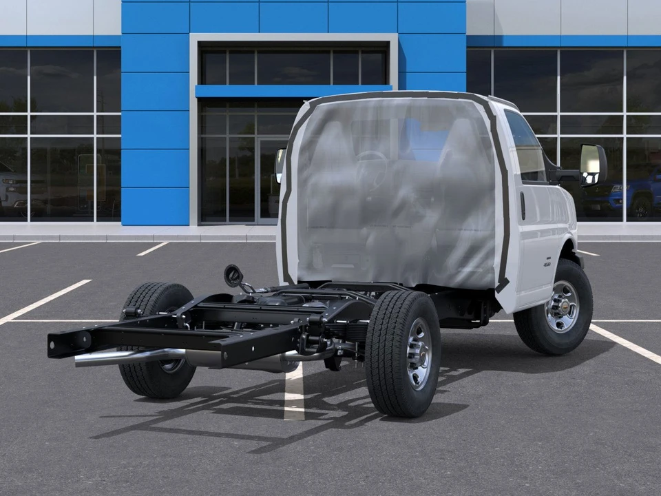 2025 Chevrolet Express - Image 4 of 21
