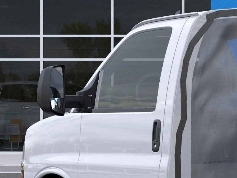 2025 Chevrolet Express - Image 12 of 21