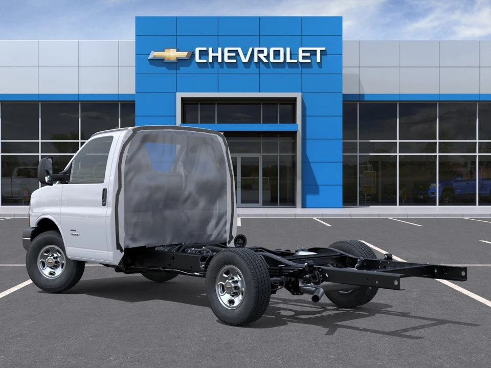 2025 Chevrolet Express - Image 3 of 21