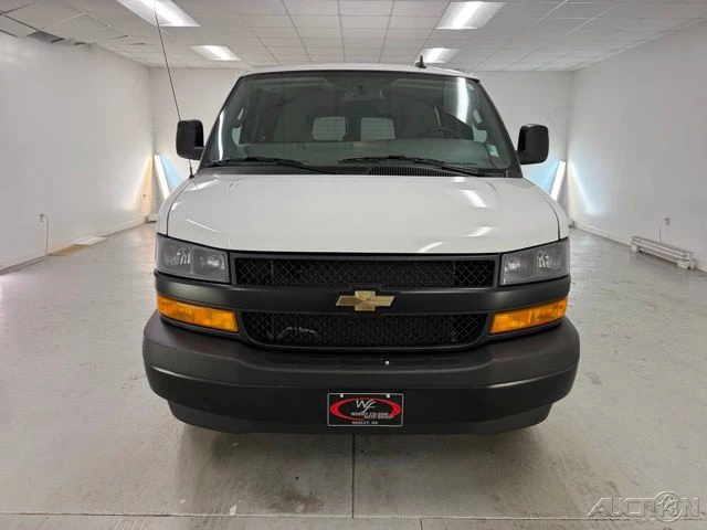 2025 Chevrolet Express - Image 2 of 12
