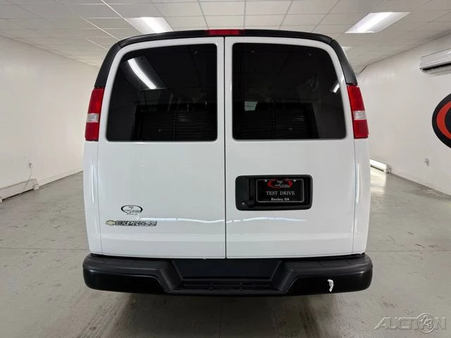 2025 Chevrolet Express - Image 7 of 12
