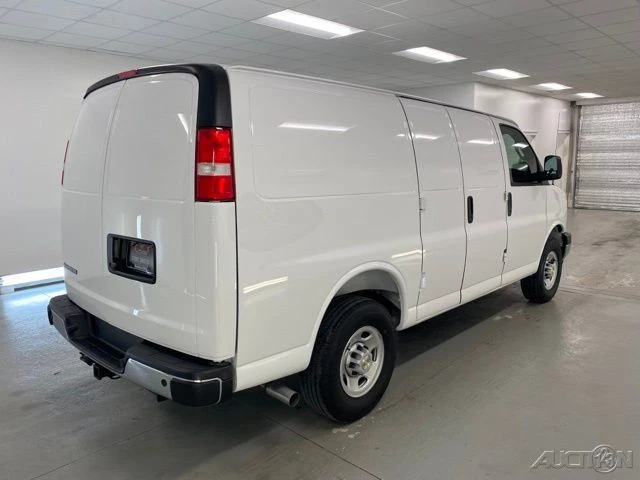 2025 Chevrolet Express - Image 6 of 12