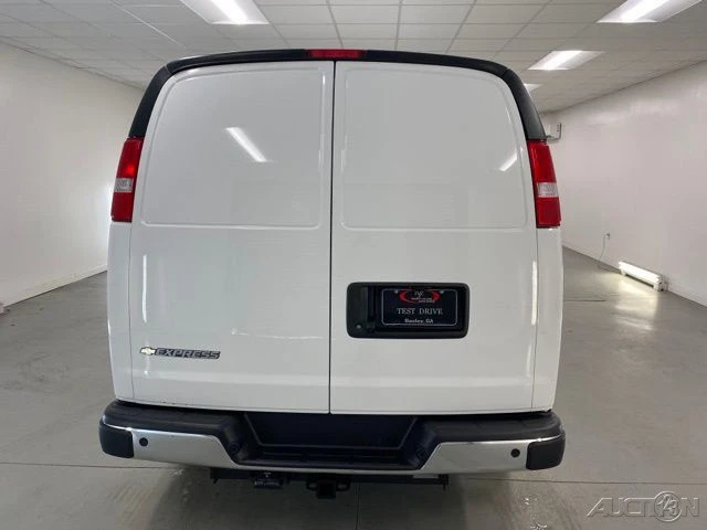 2025 Chevrolet Express - Image 7 of 12