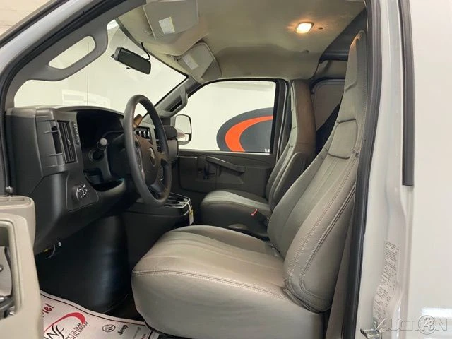 2025 Chevrolet Express - Image 12 of 12