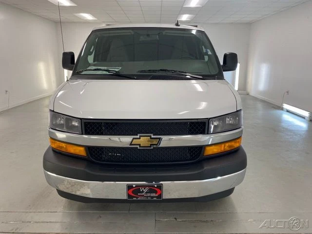 2025 Chevrolet Express - Image 2 of 12