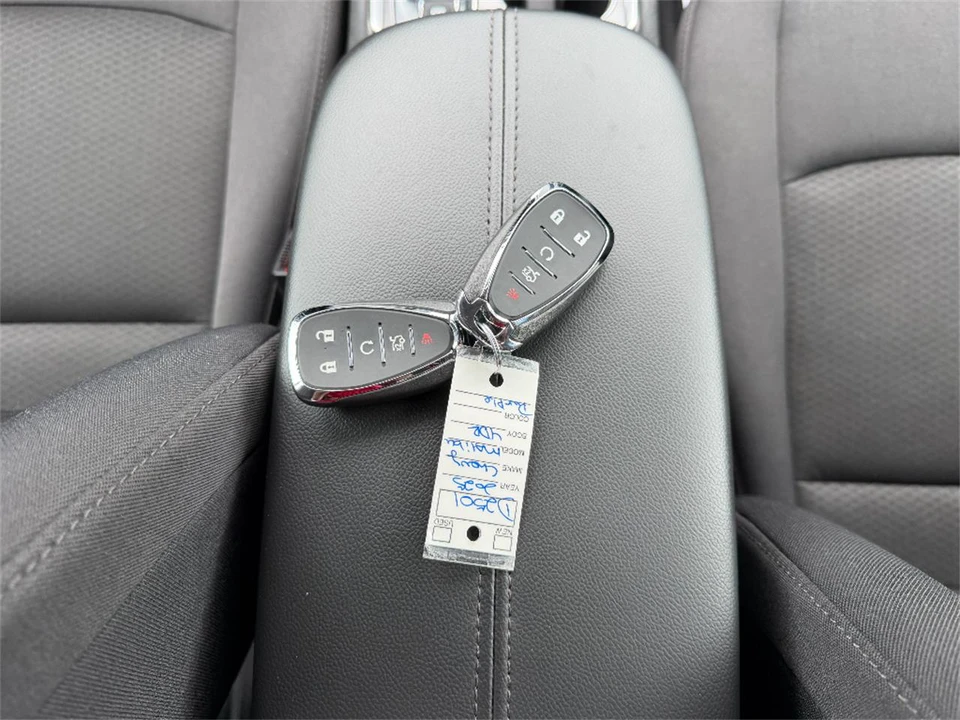 2025 Chevrolet Malibu - Image 22 of 31