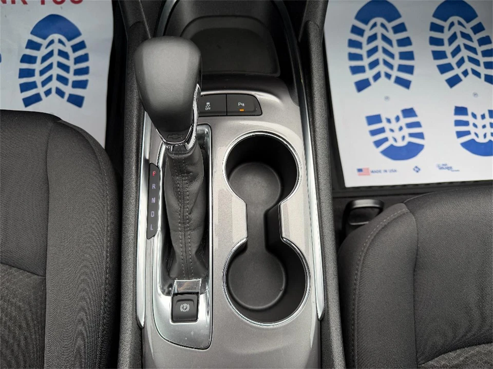 2025 Chevrolet Malibu - Image 25 of 31
