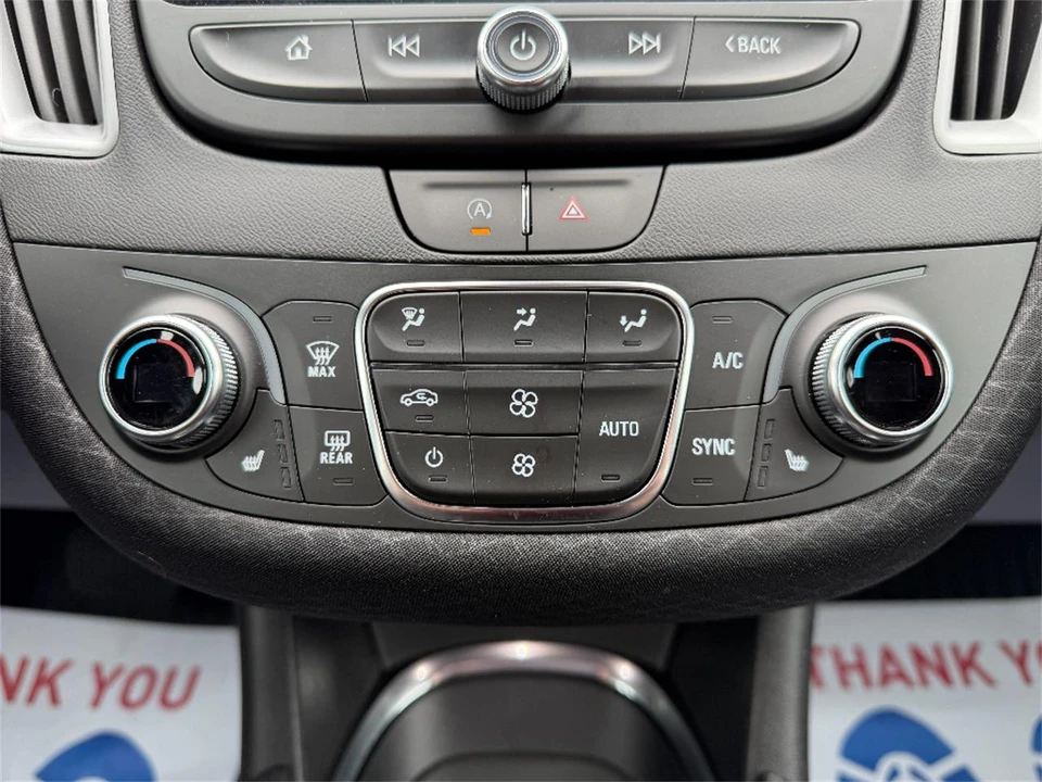 2025 Chevrolet Malibu - Image 27 of 31