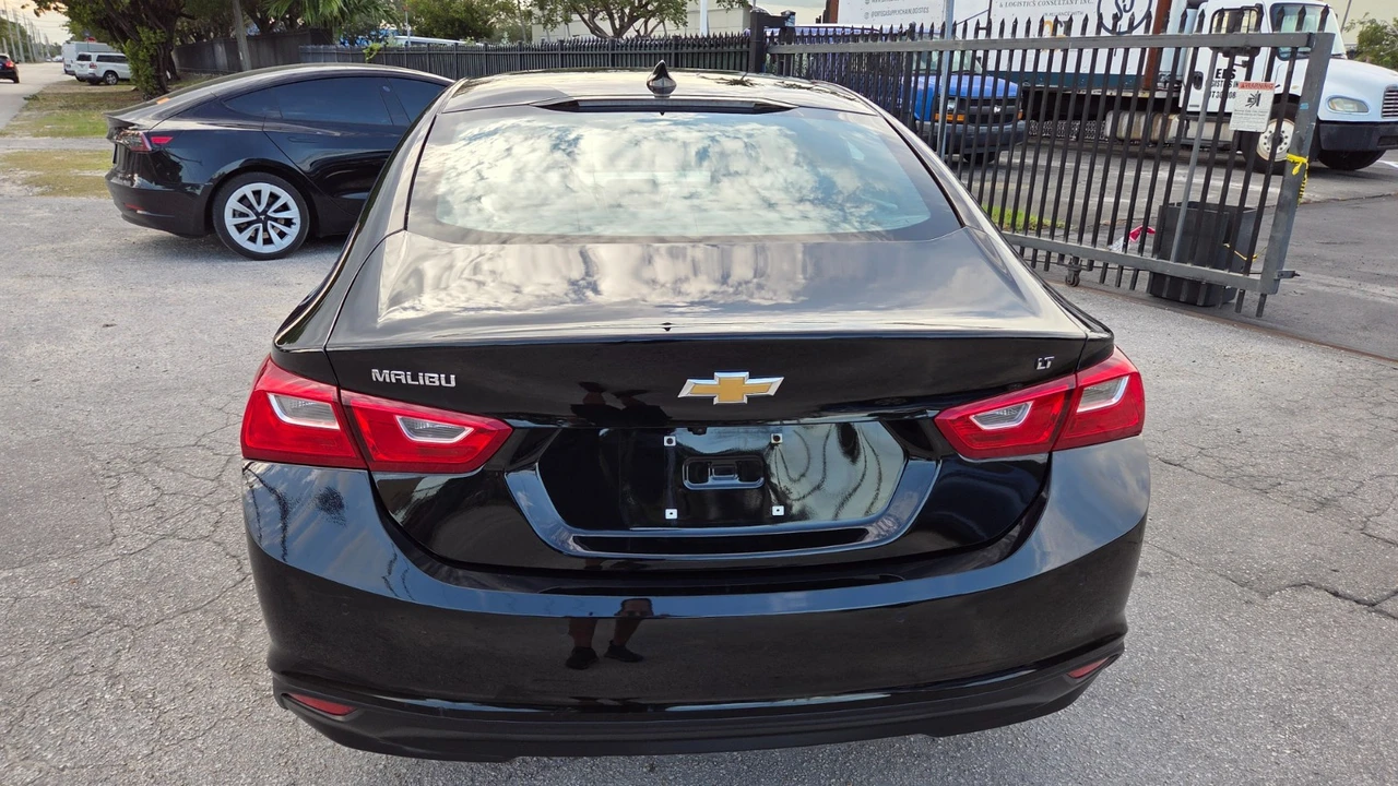 2025 Chevrolet Malibu - Image 6 of 21