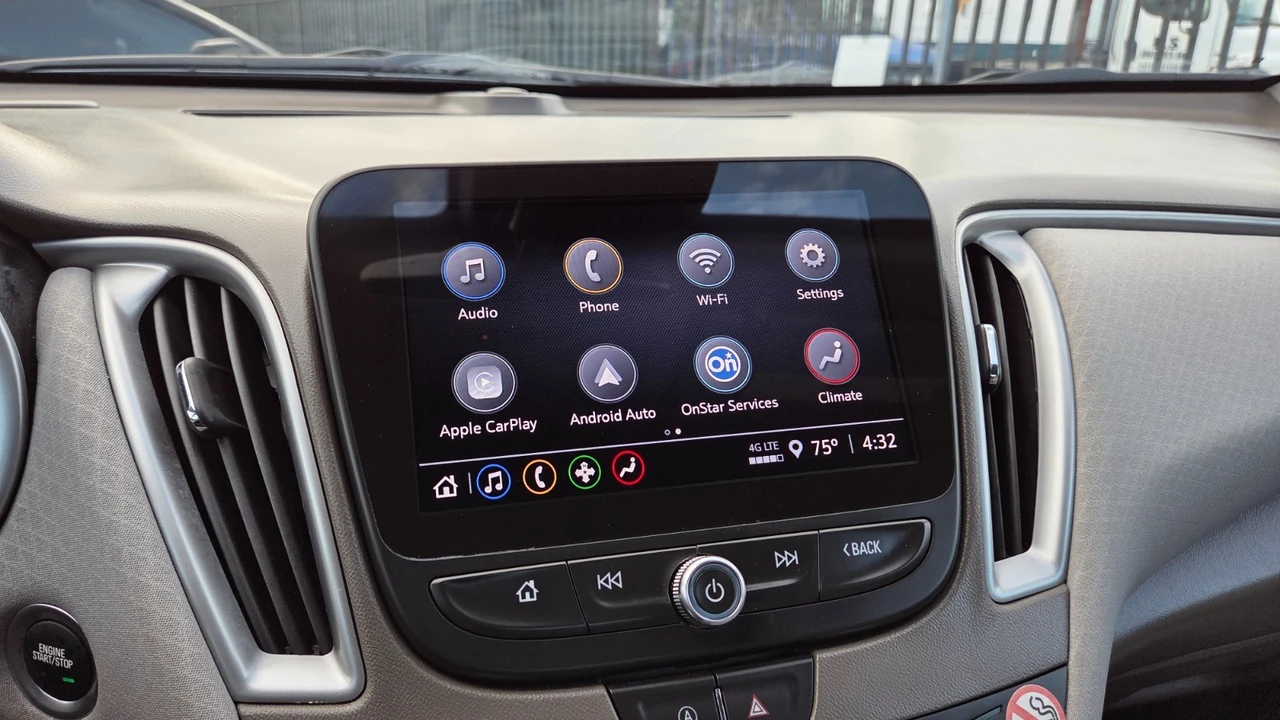 2025 Chevrolet Malibu - Image 20 of 21