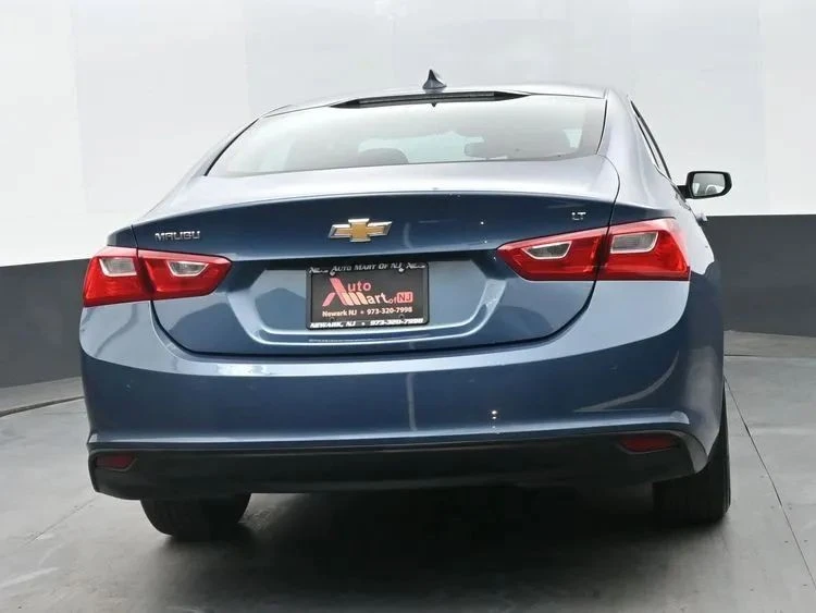 2025 Chevrolet Malibu - Image 4 of 12