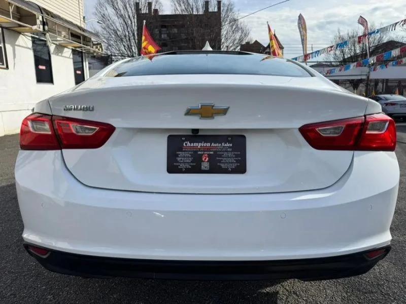 2025 Chevrolet Malibu - Image 6 of 12