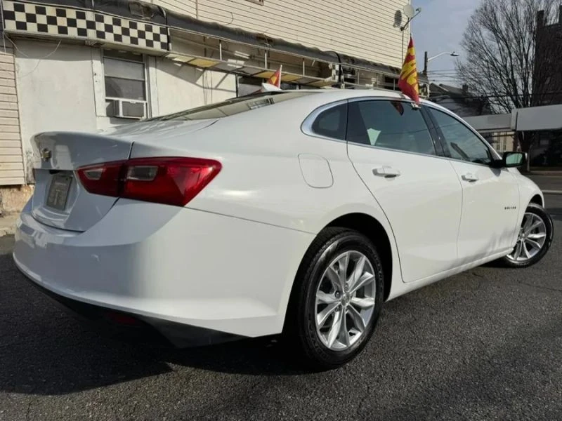 2025 Chevrolet Malibu - Image 4 of 12