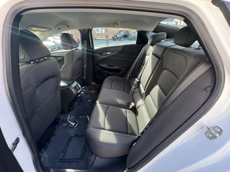 2025 Chevrolet Malibu - Image 11 of 12