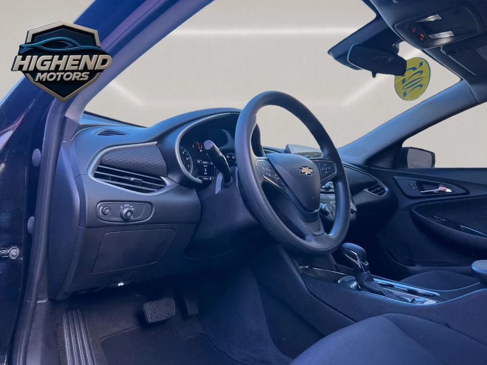 2025 Chevrolet Malibu - Image 11 of 21