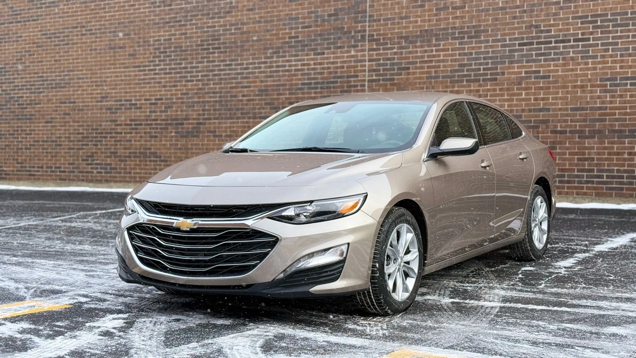 2025 Chevrolet Malibu - Image 3 of 21