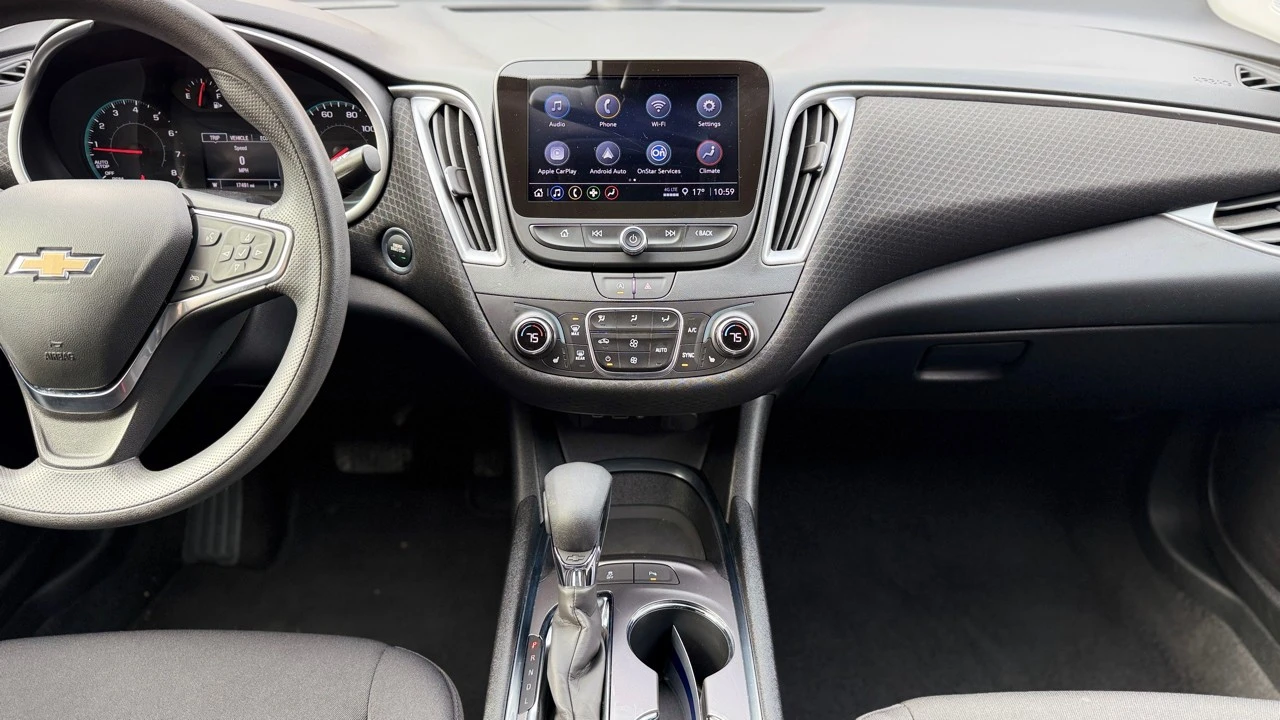 2025 Chevrolet Malibu - Image 16 of 21
