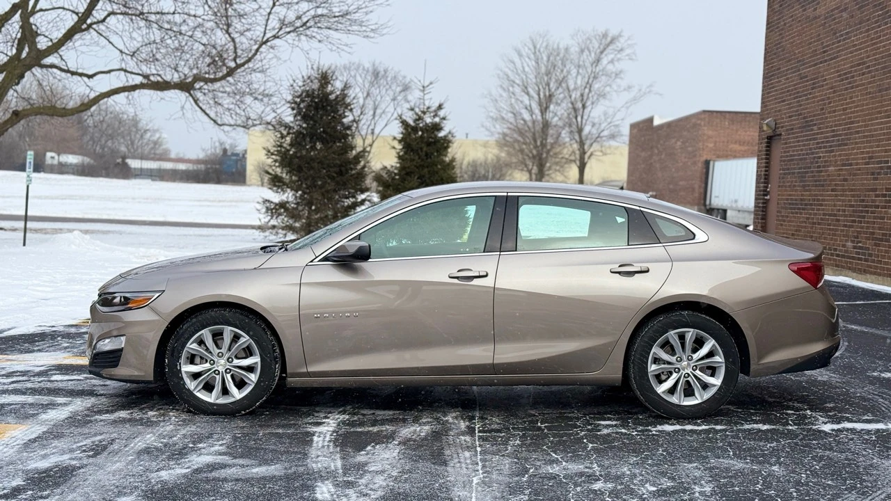 2025 Chevrolet Malibu - Image 4 of 21