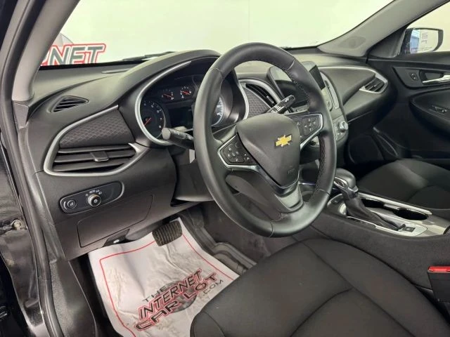 2025 Chevrolet Malibu - Image 10 of 21