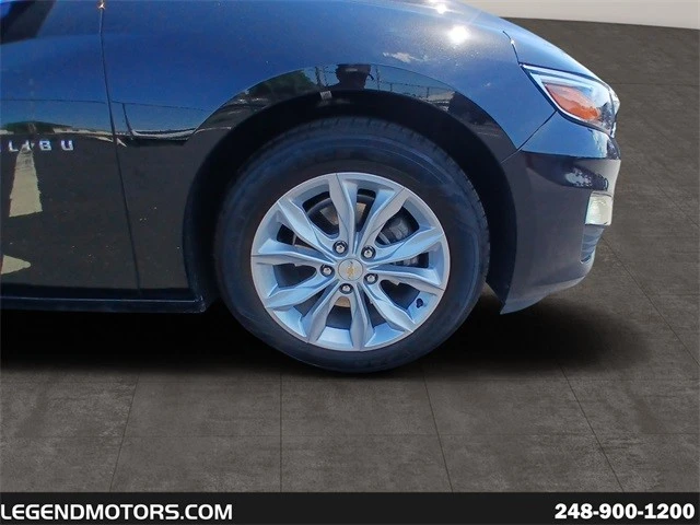 2025 Chevrolet Malibu - Image 10 of 12