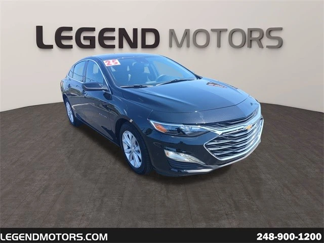 2025 Chevrolet Malibu - Image 2 of 12