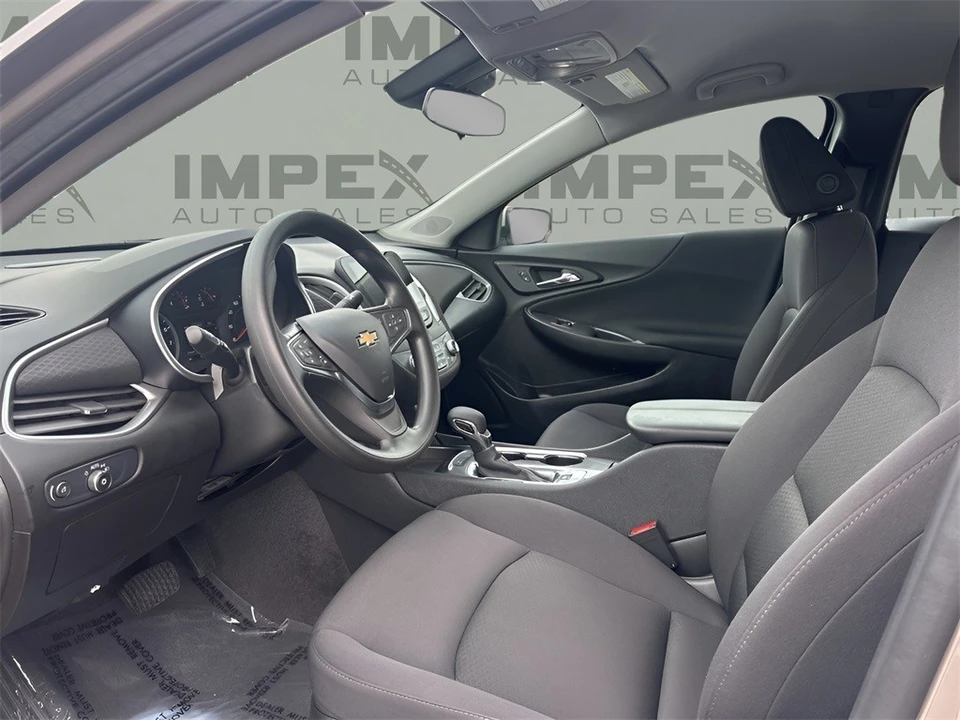 2025 Chevrolet Malibu - Image 9 of 12
