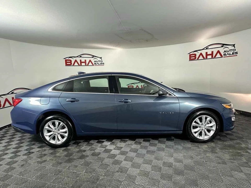 2025 Chevrolet Malibu - Image 10 of 21
