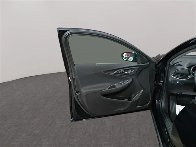 2025 Chevrolet Malibu - Image 11 of 12