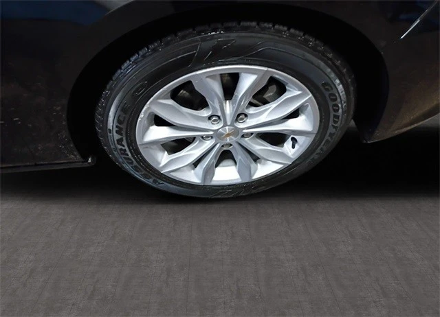 2025 Chevrolet Malibu - Image 10 of 12