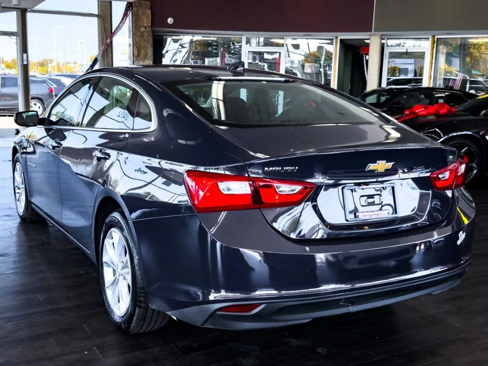 2025 Chevrolet Malibu - Image 12 of 21
