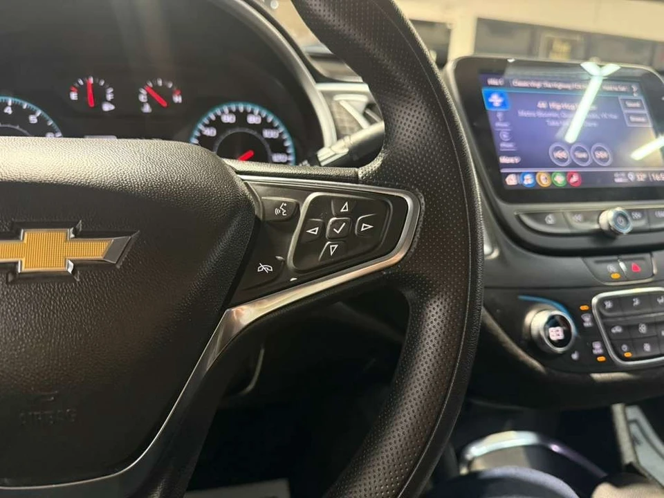 2025 Chevrolet Malibu - Image 11 of 21