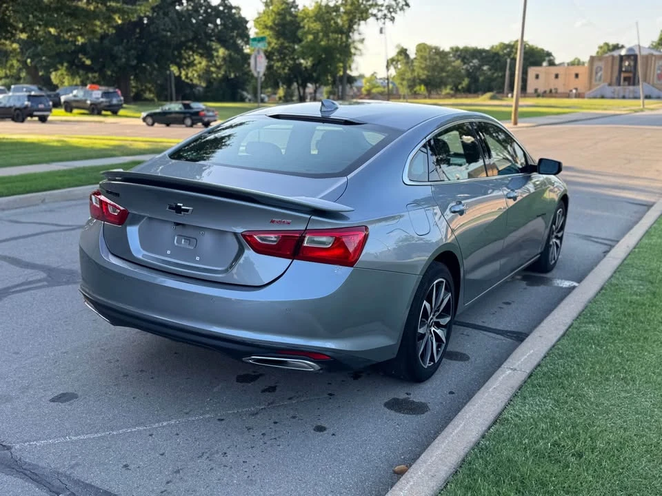 2025 Chevrolet Malibu - Image 8 of 18