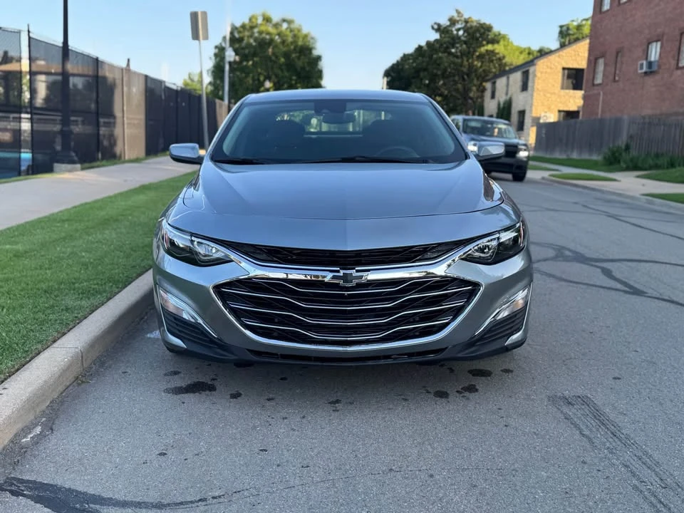 2025 Chevrolet Malibu - Image 3 of 18
