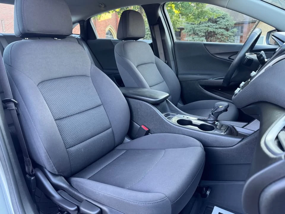 2025 Chevrolet Malibu - Image 11 of 18