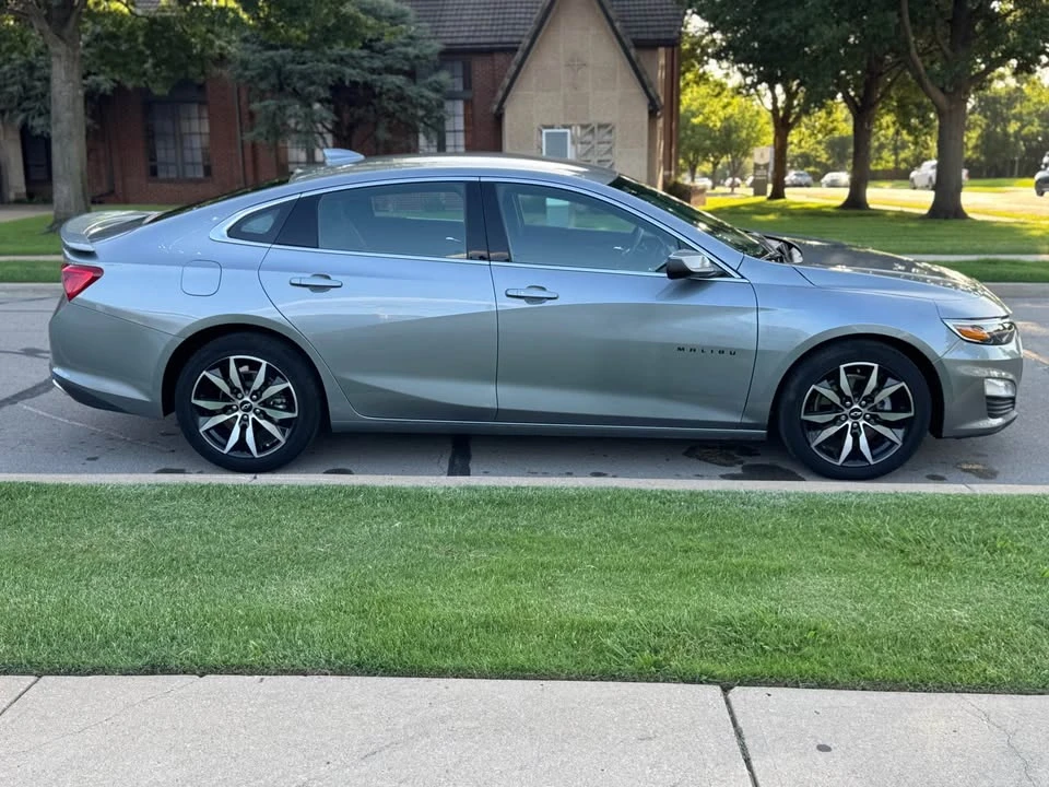 2025 Chevrolet Malibu - Image 5 of 18