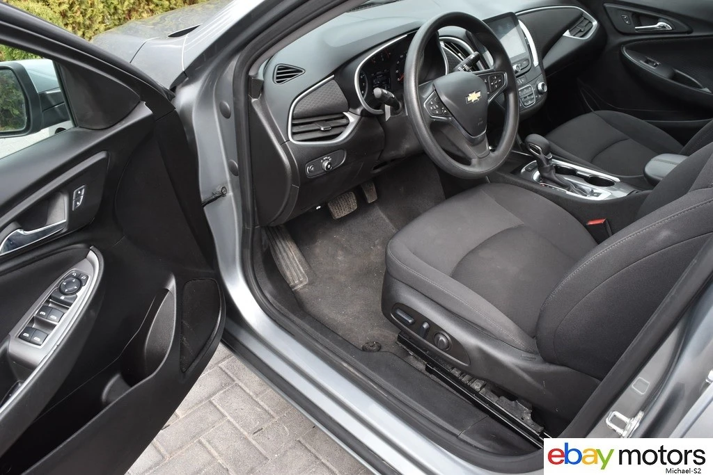 2025 Chevrolet Malibu - Image 11 of 21