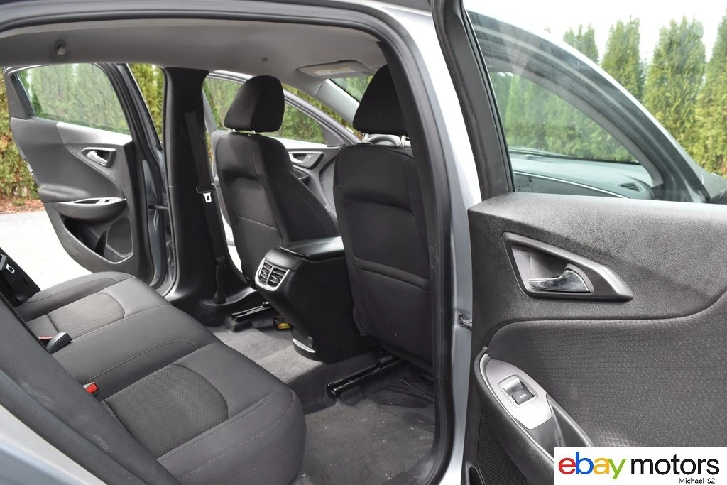 2025 Chevrolet Malibu - Image 17 of 21