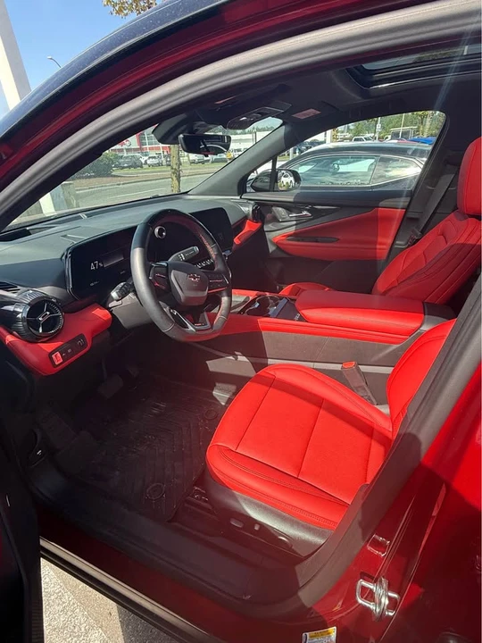 2025 Chevrolet SS - Image 6 of 7