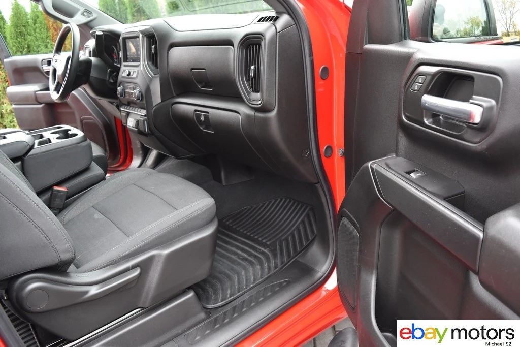 2025 Chevrolet Silverado 4th Gen - Image 16 of 21