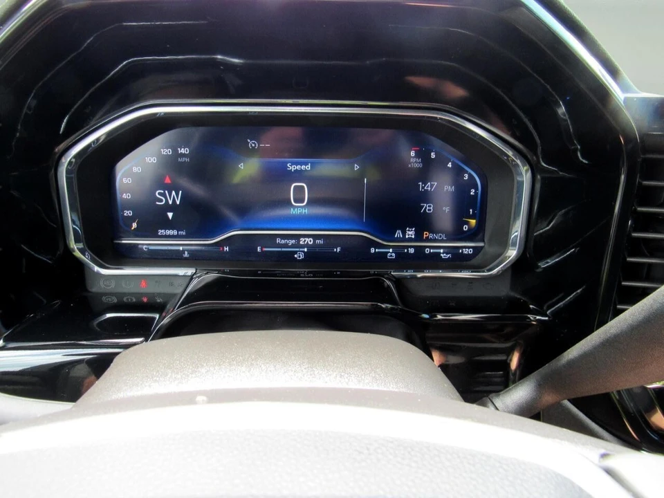 2025 Chevrolet Silverado 4th Gen - Image 18 of 21