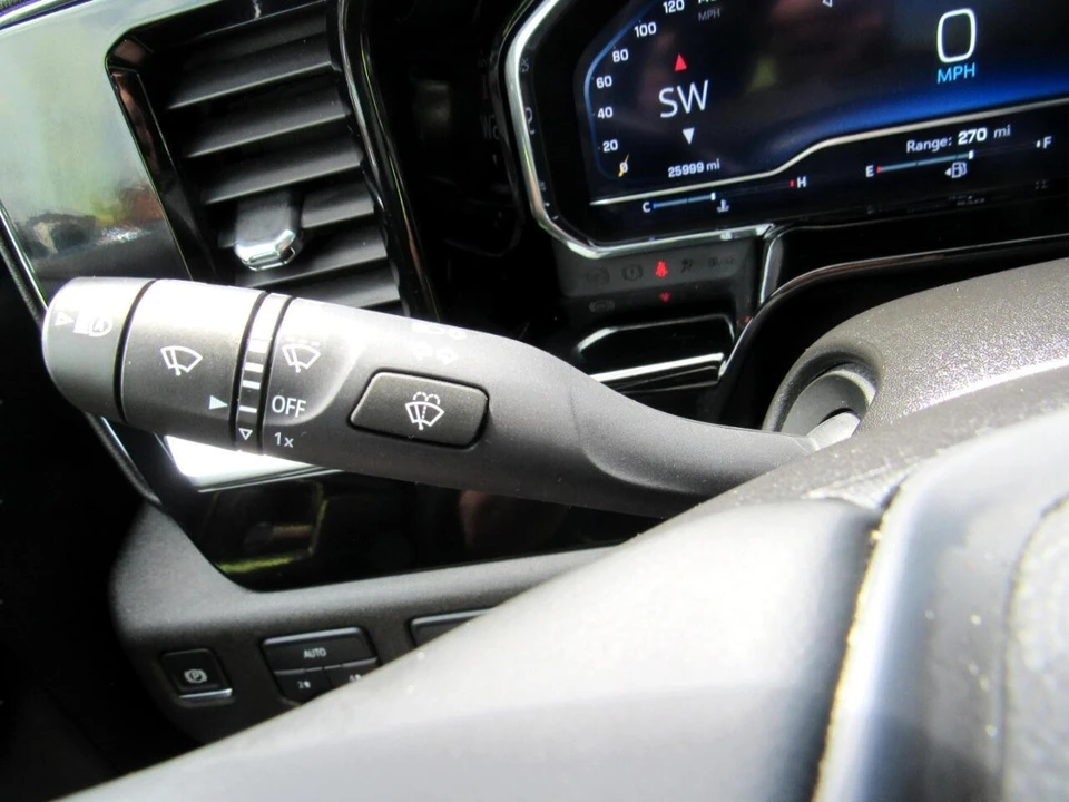 2025 Chevrolet Silverado 4th Gen - Image 20 of 21