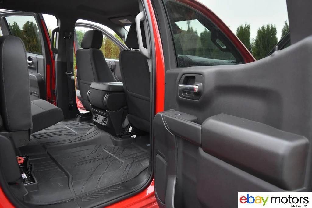 2025 Chevrolet Silverado 4th Gen - Image 18 of 21