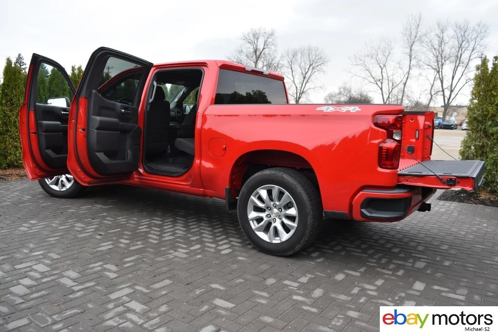 2025 Chevrolet Silverado 4th Gen - Image 19 of 21